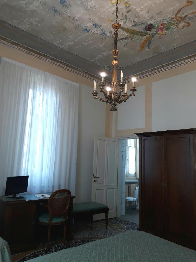 Villa Viola Tortona Eksteriør billede